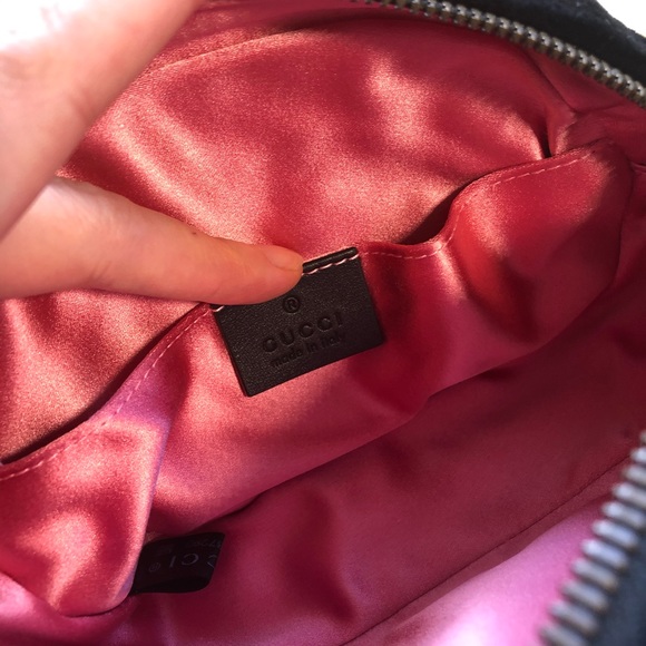 New $1890 authentic Gucci belt bag - Picture 6 of 14